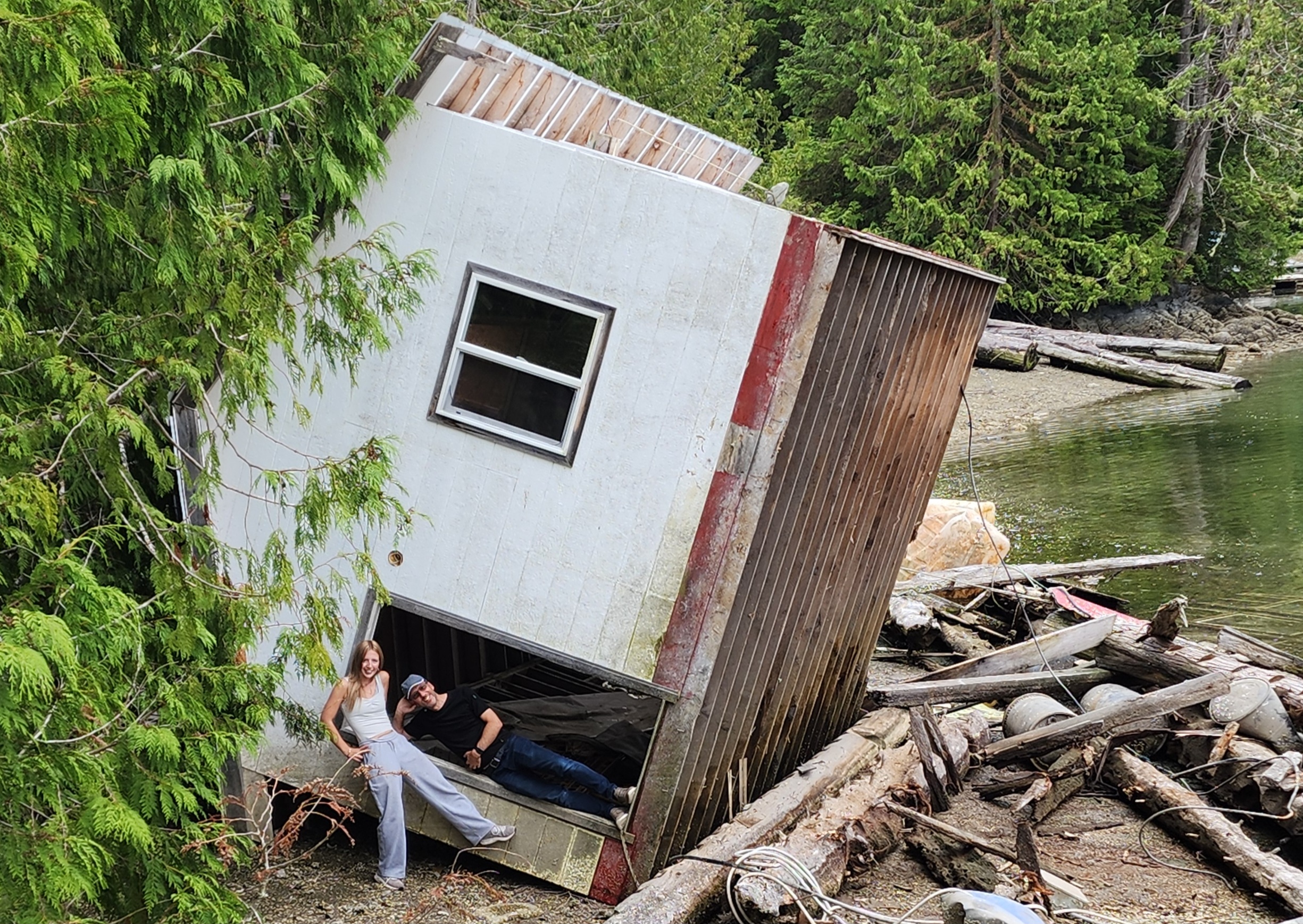 Photo from Ḵ̓wax̱wa̱lawadi at Echo Bay Lodge and Marina